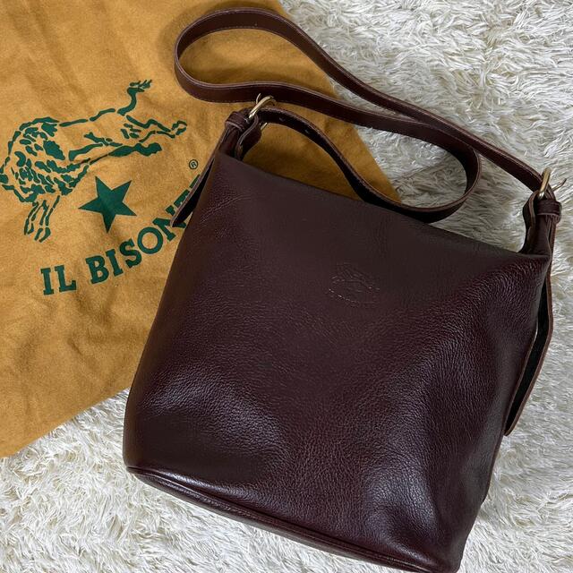 美品 IL BISONTE✨ ショルダーバッグ シボ革 型押し - ショルダーバッグ