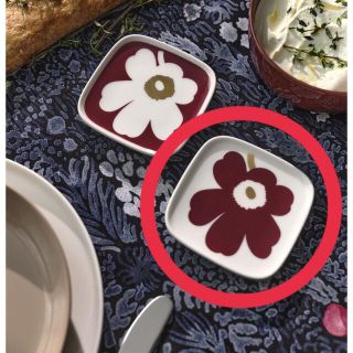 マリメッコ(marimekko)のmarimekko マリメッコ　Juhla Unikko 10cmプレート　１枚(食器)