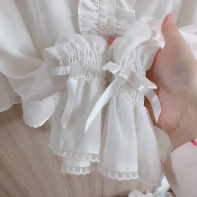 Angelic Pretty(アンジェリックプリティー)のAngelic Pretty オフホワイト オリジナルロゴレース ブラウス レディースのトップス(シャツ/ブラウス(長袖/七分))の商品写真