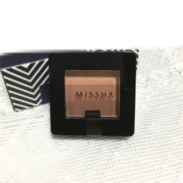 MISSHA(ミシャ)のミシャ トリプルシャドウ 13号 コスメ/美容のベースメイク/化粧品(アイシャドウ)の商品写真