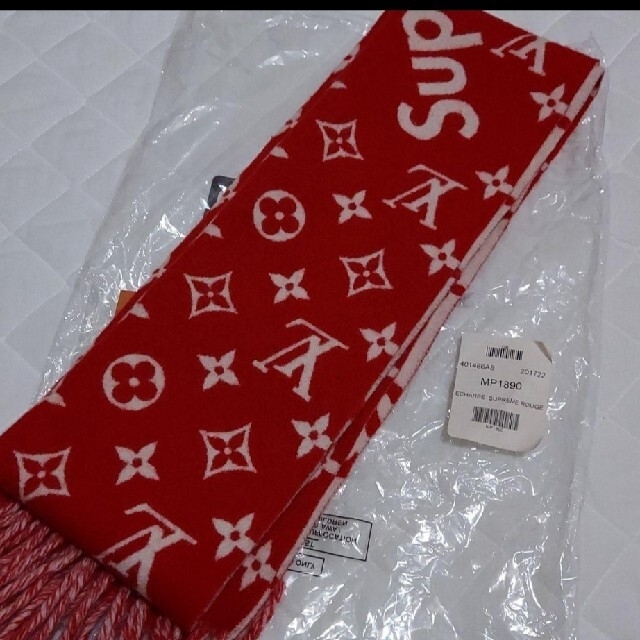 ★極美品　ベッカム着用品 ルイヴィトン×シュプリーム モノグラム マフラーMONOGRAMSCARF品番