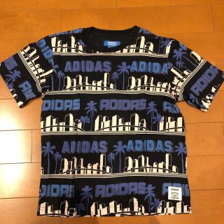 アディダス(adidas)のadidas Tシャツ　黒(Tシャツ/カットソー(半袖/袖なし))