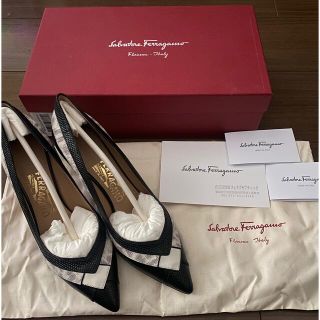 サルヴァトーレフェラガモ(Salvatore Ferragamo)の新品未使用品フェラガモ　size 6 ヒール7cm❣️(ハイヒール/パンプス)