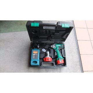 マキタ(Makita)のマキタ コードレス電動インパクトドライバー　M694DWX　未使用品(工具)