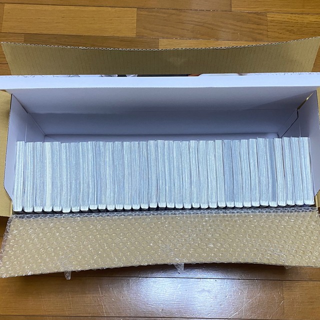 進撃の巨人 (1-34巻 全巻) +オリジナル収納BOX付セット 全巻セット