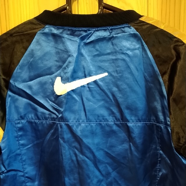 NIKE(ナイキ)のNIKE ナイキ ピステ 150 ナイロンジャケット スポーツ/アウトドアのサッカー/フットサル(ウェア)の商品写真