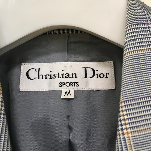 Christian Dior(クリスチャンディオール)のクリスチャンディオール　Christian Dior スーツ　限定ハンガー付き レディースのフォーマル/ドレス(スーツ)の商品写真