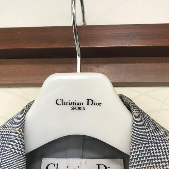 Christian Dior(クリスチャンディオール)のクリスチャンディオール　Christian Dior スーツ　限定ハンガー付き レディースのフォーマル/ドレス(スーツ)の商品写真