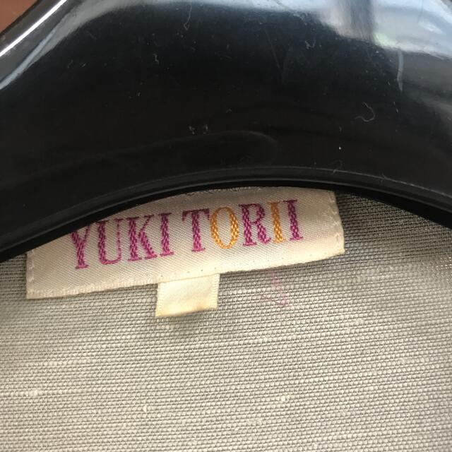 YUKI TORII INTERNATIONAL(ユキトリイインターナショナル)のyukitorii ユキトリイ　スーツ　訳あり レディースのフォーマル/ドレス(スーツ)の商品写真