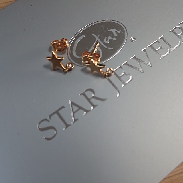 未使用　STAR JEWELRY スターダイヤモンドピアス K18