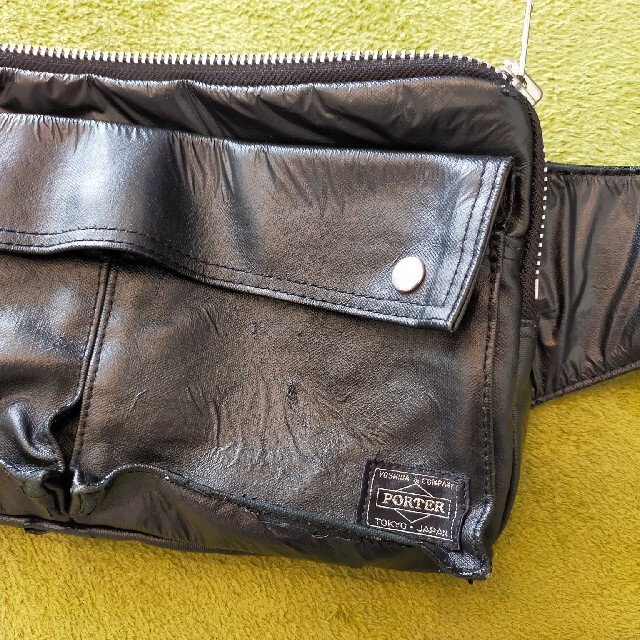 PORTER(ポーター)のポーター　PORTER　ショルダーバッグ　黒　ブラック　ウエストバックポーチ メンズのバッグ(ウエストポーチ)の商品写真