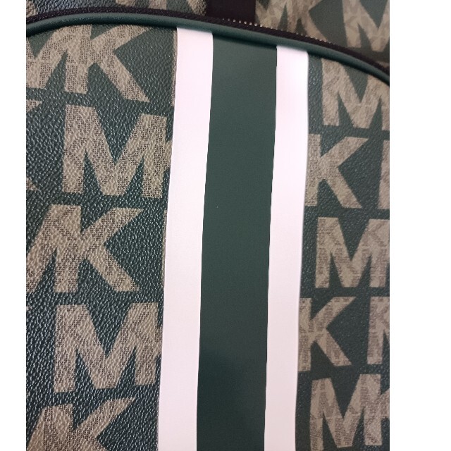 MICHAEL KORS リュック　緑 2