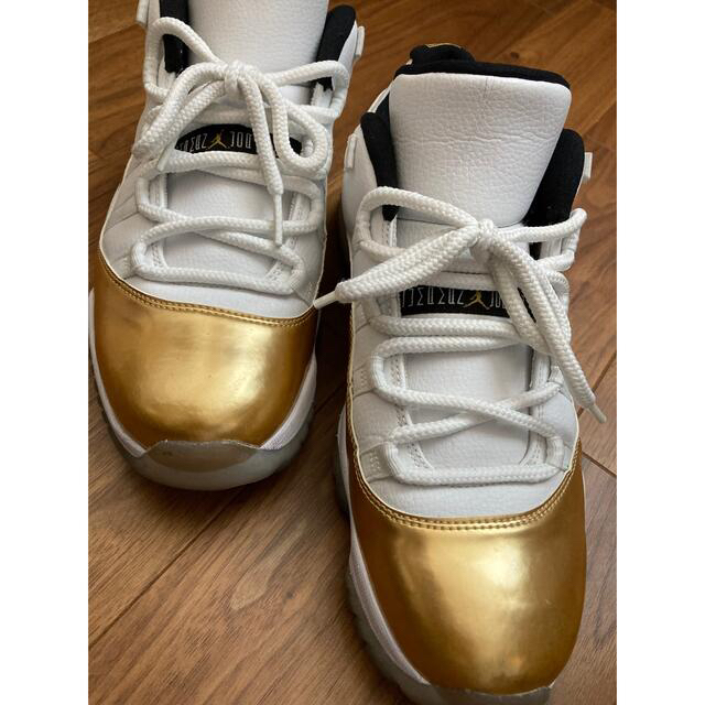 NIKE(ナイキ)のNIKE Jordan11 Retro Low Closing Ceremony メンズの靴/シューズ(スニーカー)の商品写真