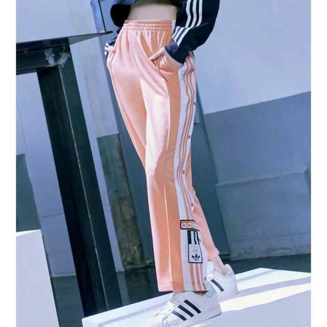 adidas(アディダス)のadidas adibreak レディースのパンツ(その他)の商品写真