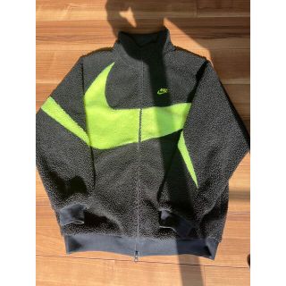 ナイキ(NIKE)の【即完売モデル】ナイキ　ビッグスウォッシュ　ボアジャケット(ブルゾン)