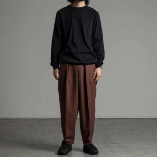 マーカウェア(MARKAWEAR)の20ss MARKAWARE CLASSIC FIT TROUSERS ブラウン(スラックス)