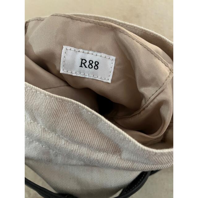 ZARA(ザラ)のR88 バック レディースのバッグ(ショルダーバッグ)の商品写真