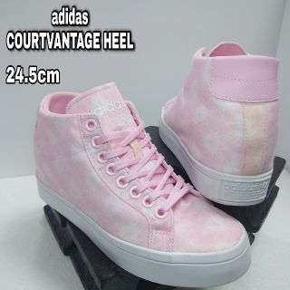 アディダス(adidas)の24.5cm【adidas COURTVANTAGE HEEL】アディダス(スニーカー)