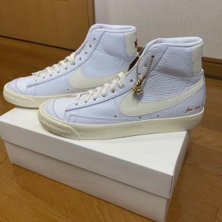 ナイキ(NIKE)のナイキ ブレーザー ミッド '77 "ポップコーン"(スニーカー)