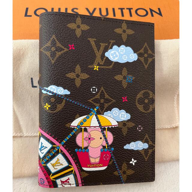 海外輸入】 LOUIS ヴィトン 直営店購入 ヴィヴィエンヌ パスポート