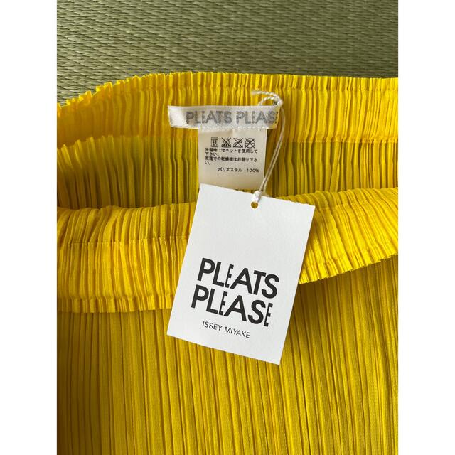 PLEATS PLEASE ISSEY MIYAKE(プリーツプリーズイッセイミヤケ)の新品未使用　プリーツプリーズ　スカート レディースのスカート(ロングスカート)の商品写真