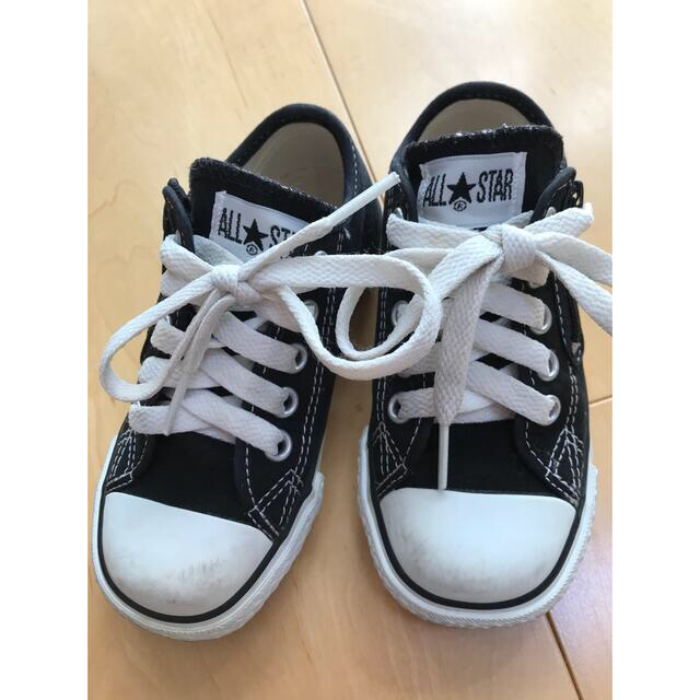 CONVERSE(コンバース)のコンバーススニーカー　黒　16センチ キッズ/ベビー/マタニティのキッズ靴/シューズ(15cm~)(スニーカー)の商品写真