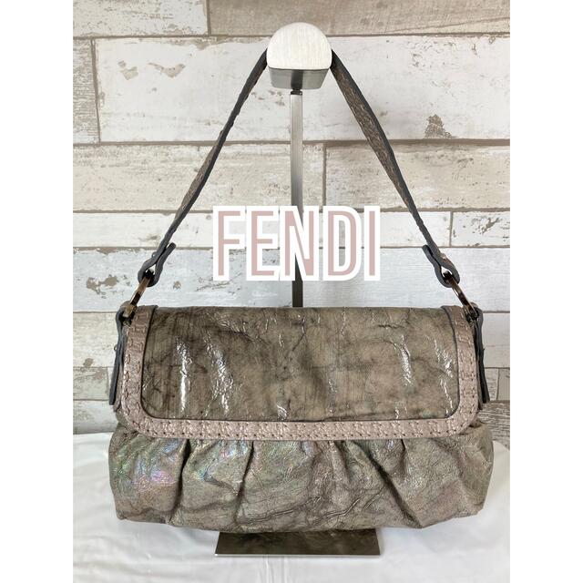 FENDI(フェンディ)の【良品】FENDI フェンディ パテントレザー ハンドバッグ ショルダー グレー レディースのバッグ(ショルダーバッグ)の商品写真