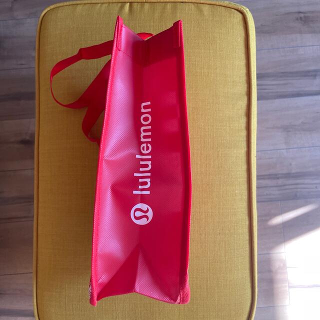 lululemon(ルルレモン)のルルレモン　ショッピングバッグ レディースのバッグ(ショップ袋)の商品写真