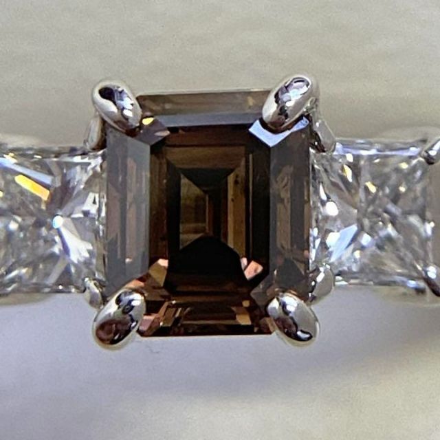 Pt850　天然カラーダイヤモンドリング　D1.22ct　サイズ11.5号 レディースのアクセサリー(リング(指輪))の商品写真