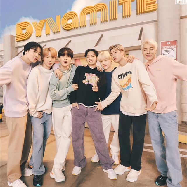 BTS×FILA Dynamite ジミン着用パーカー