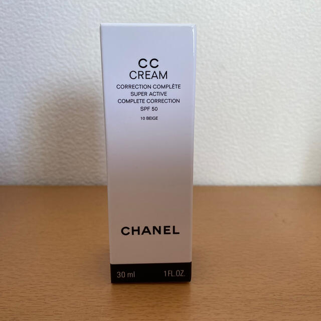 CHANEL(シャネル)の【キキ⭐︎ララ様専用】シャネル CCクリームN #10 BEIGE 30ml コスメ/美容のベースメイク/化粧品(CCクリーム)の商品写真