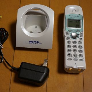 パナソニック(Panasonic)の【中古】パナソニック　電話子機　KX-FKN510-G②(その他)