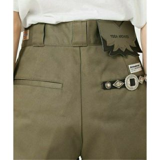 トーガ(TOGA)のToga × Dickies フレアパンツ カーキ(カジュアルパンツ)