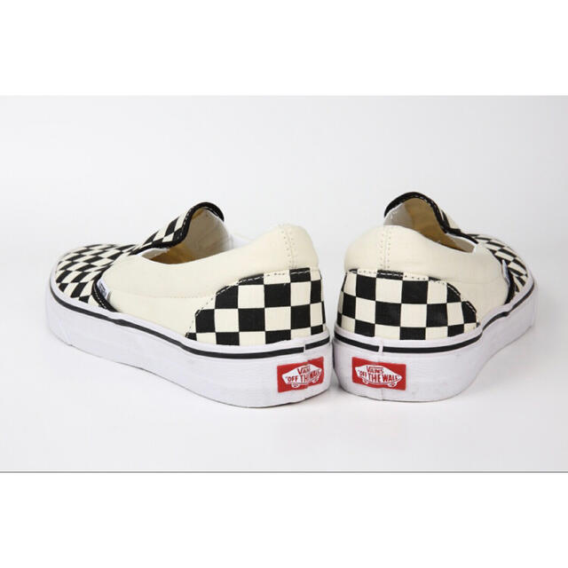 VANS(ヴァンズ)のVANS スリッポン チェッカー 23.5cm レディースの靴/シューズ(スニーカー)の商品写真