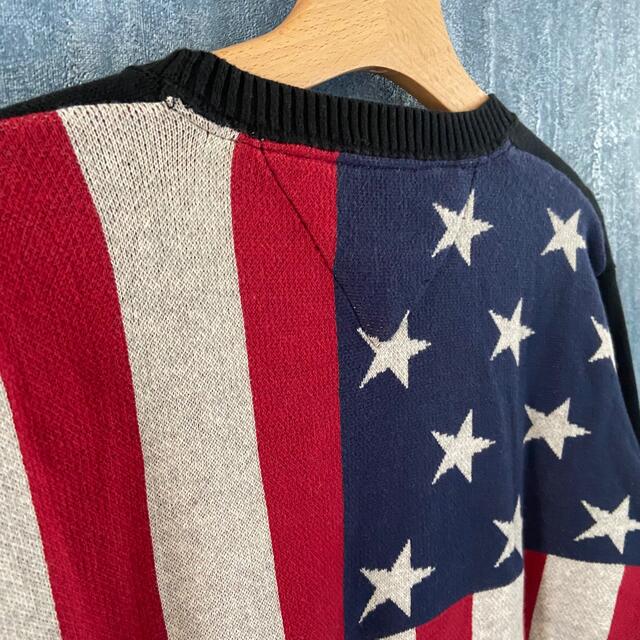 TOMMY(トミー)のTOMMY アップル　りんご　ワンポイントロゴ　刺繍　星条旗　USA セーター メンズのトップス(ニット/セーター)の商品写真