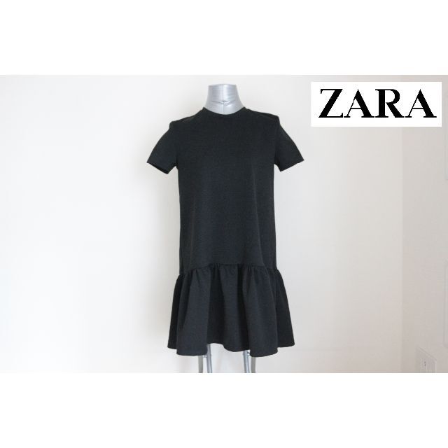 ZARA(ザラ)の送料無料【ZARA】ブラック　膝丈ワンピース　Sサイズ レディースのワンピース(ミニワンピース)の商品写真