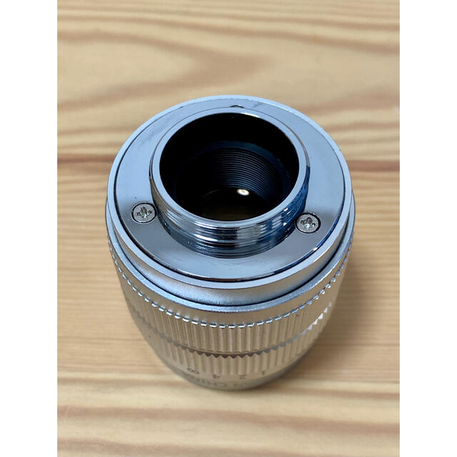 Fujian 35mm F1.7 銀 Cマウント単焦点レンズ スマホ/家電/カメラのカメラ(レンズ(単焦点))の商品写真