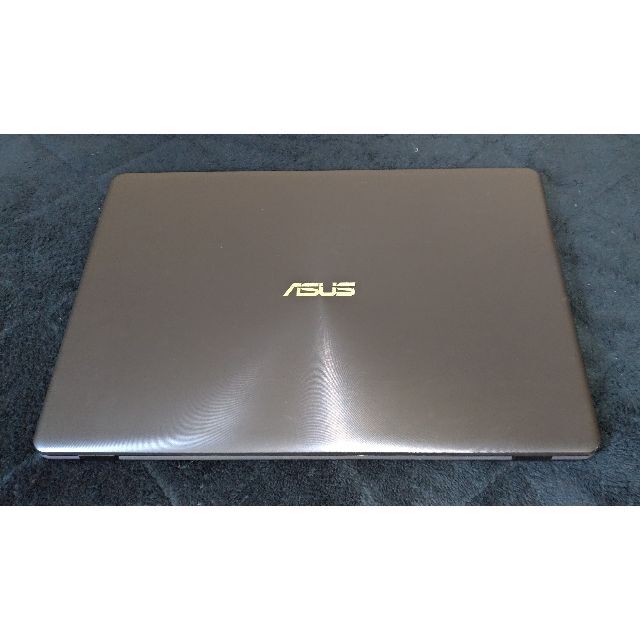 PC/タブレットAsus Vivobook X542U (I5 8250U, 940MX)