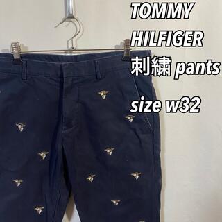 トミーヒルフィガー(TOMMY HILFIGER)のTOMMY トミーヒルフィガー　刺繍　パンツ　古着　w32(チノパン)