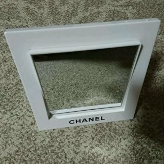 シャネル(CHANEL)のシャネル 鏡 ミラー ホワイト 白(卓上ミラー)