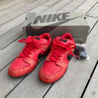 ナイキ(NIKE)のナイキ　ダンク DUNK SB レッドデビル　赤　黒赤(スニーカー)