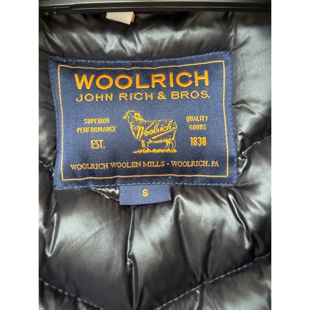 WOOLRICH(ウールリッチ)の【のんかわ様専用】WOOLRICH BOW BRIDGE ダウンコート レディースのジャケット/アウター(ダウンコート)の商品写真