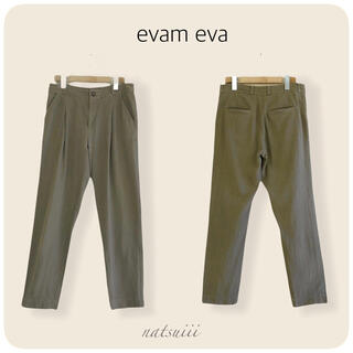 エヴァムエヴァ(evam eva)のevam eva  . コットンリネン タック テーパードパンツ(カジュアルパンツ)