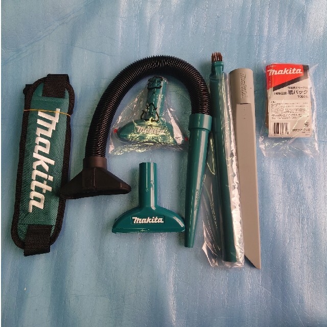 Makita - マキタ 10.8V 充電式クリーナー CL121Dの通販 by みつる's