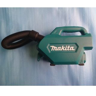 マキタ(Makita)のマキタ　10.8V 充電式クリーナー　CL121D(掃除機)