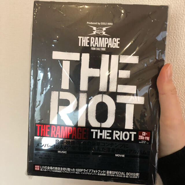 THE RIOT 初回盤　Blu-ray