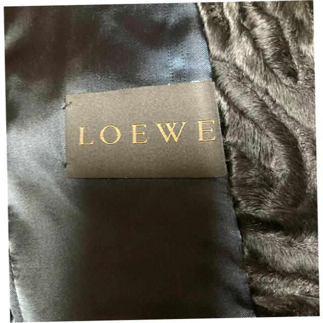 LOEWE(ロエベ)の⭐️極美品⭐️ロエベ⭐️コート⭐️ジャケット⭐️スワカラ⭐️ラム⭐️ レディースのジャケット/アウター(毛皮/ファーコート)の商品写真