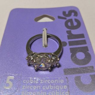 クレアーズ(claire's)の新品送料込！クレアーズ キュービックジルコニア リング 指輪(リング(指輪))