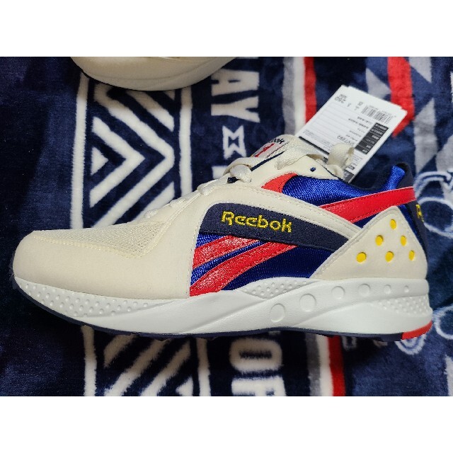 Reebok(リーボック)のReebokシューズ レディースの靴/シューズ(スニーカー)の商品写真