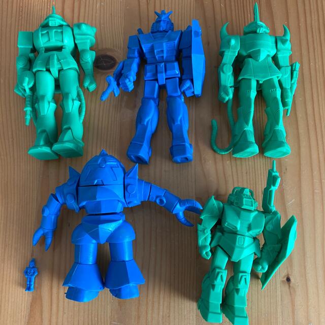ユナイテッドトウキョウ ガンダム消しゴム昭和レトロ巨大ガンダム青色
